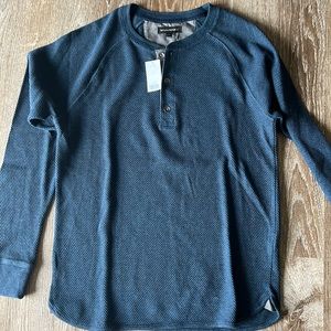 Banana Republic blue/turquoise Henley long sleeve
